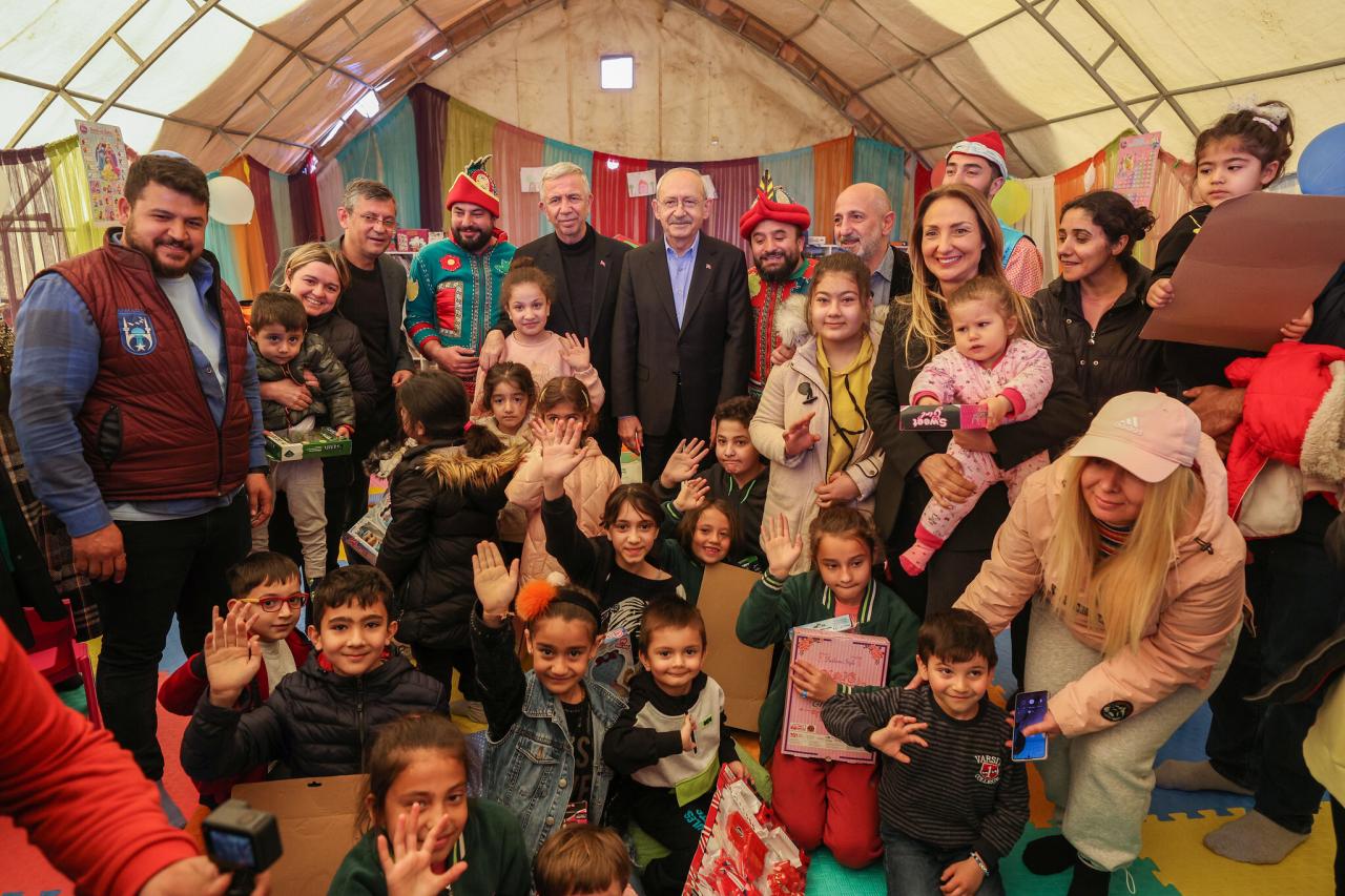 CHP Genel Başkanı ve Millet İttifakı Cumhurbaşkanı Adayı Kemal Kılıçdaroğlu, Afet Bölgesi Elbistan'da