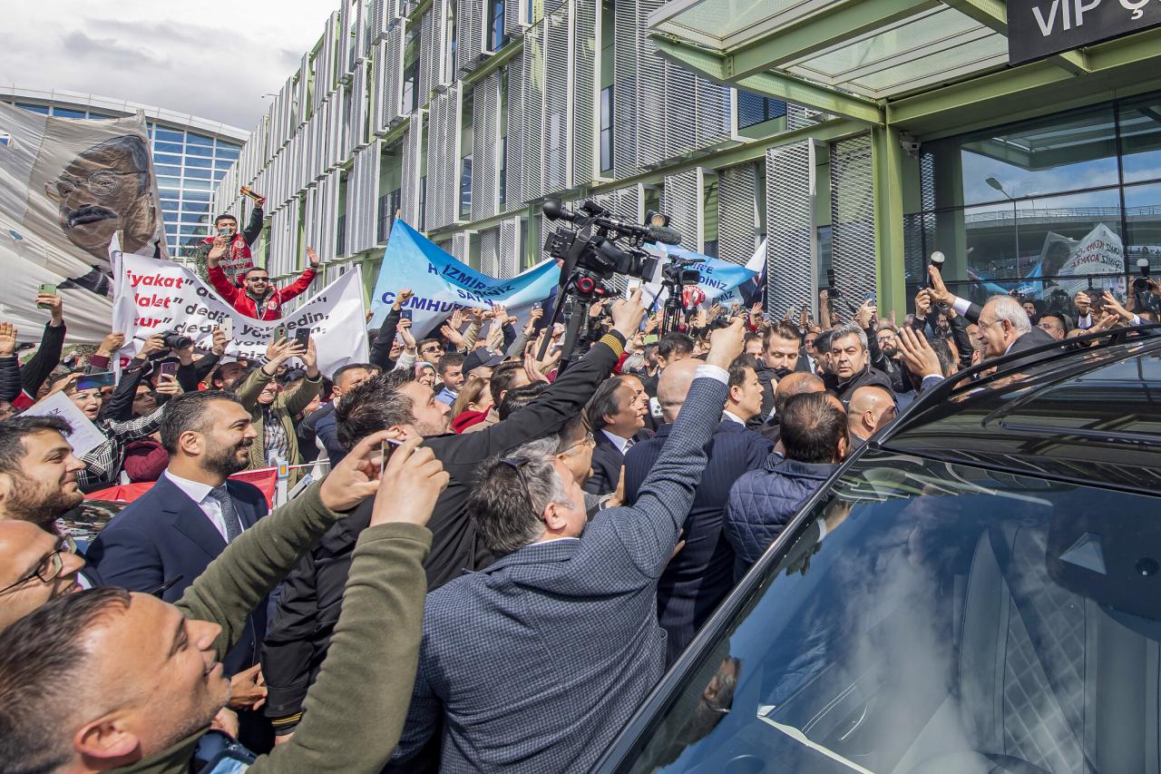 CHP Genel Başkanı ve Cumhurbaşkanı Adayı Kemal Kılıçdaroğlu İzmir'de...