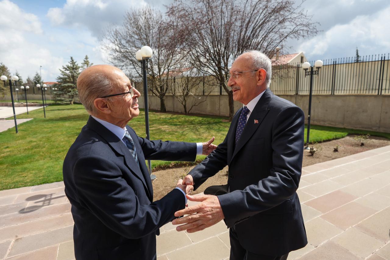 CHP Genel Başkanı ve Cumhurbaşkanı Adayı Kemal Kılıçdaroğlu, 10. Cumhurbaşkanı Ahmet Necdet Sezer’le Görüştü