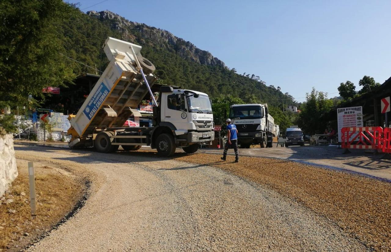 Büyükşehir, Marmaris’te 183 Km Yol Çalışması Yaptı