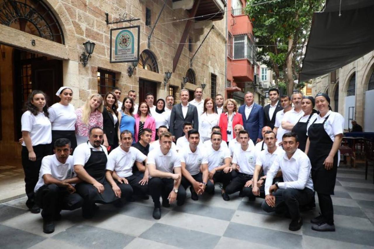 DEPREMDE HASAR GÖREN HATAY GASTRONOMİ EVİ KAPILARINI MERSİN’DE AÇTI