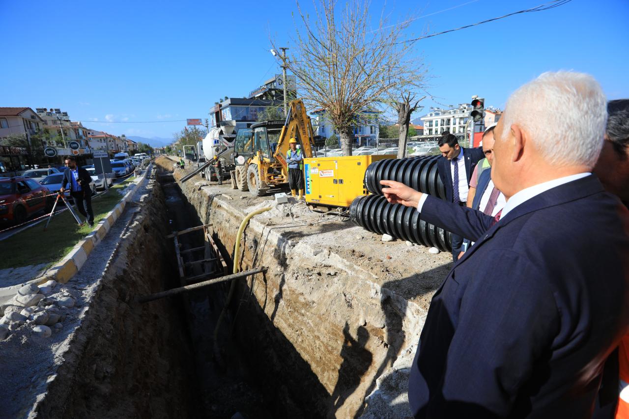 Büyükşehir İl Genelinde 604 Bin Metre Kanalizasyon Hattı Yaptı