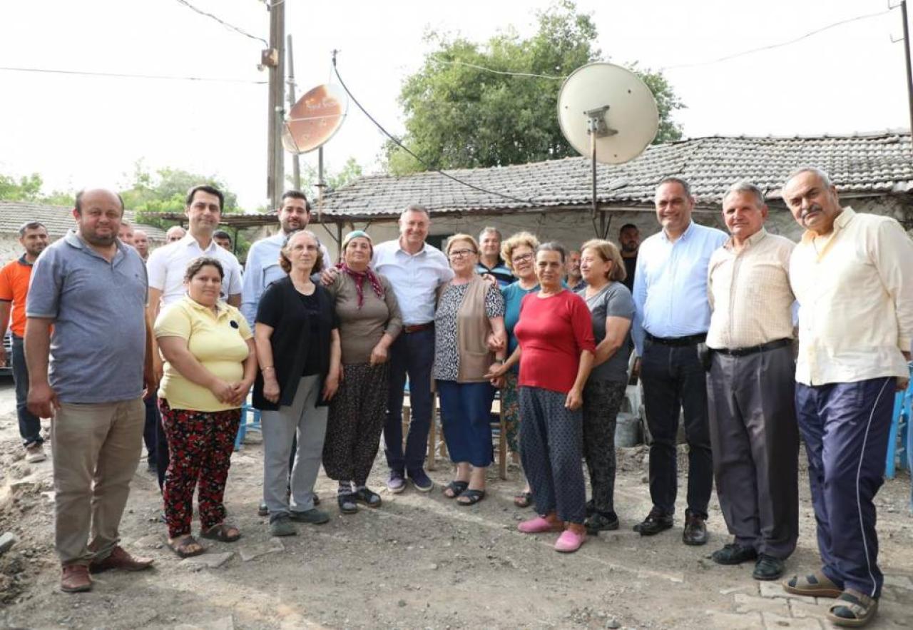 HATAY BÜYÜKŞEHİR BELEDİYE BAŞKANI DOÇ.DR. LÜTFÜ SAVAŞ MAHALLE ZİYARETLERİNİ ERZİN’DE SÜRDÜRDÜ