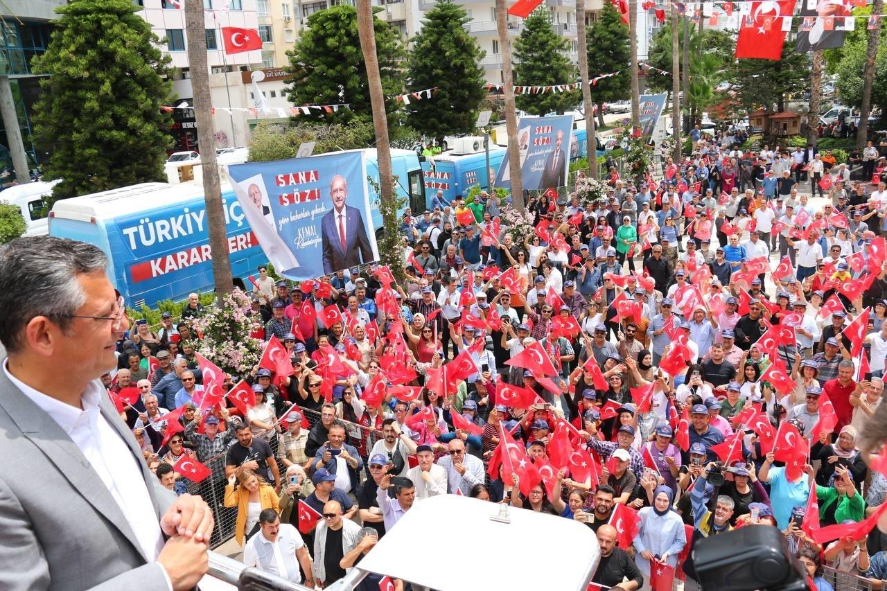 Özgür Özel: Sinan Oğan’a Oy Vermiş Herkesi ve Kararsızları Sandığa Götürmeliyiz