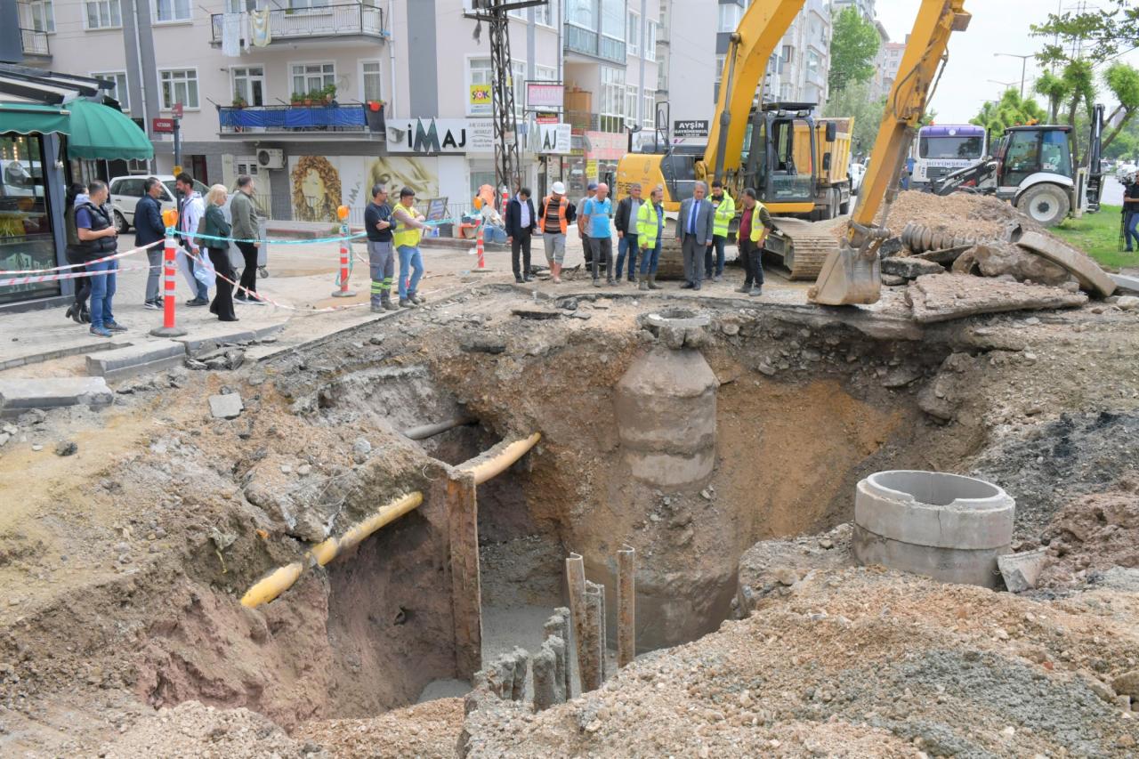 LALEGÜL KAVŞAĞI’NDA YAŞANAN KRONİK ÇÖKME SORUNUNA ASKİ’DEN KALICI ÇÖZÜM