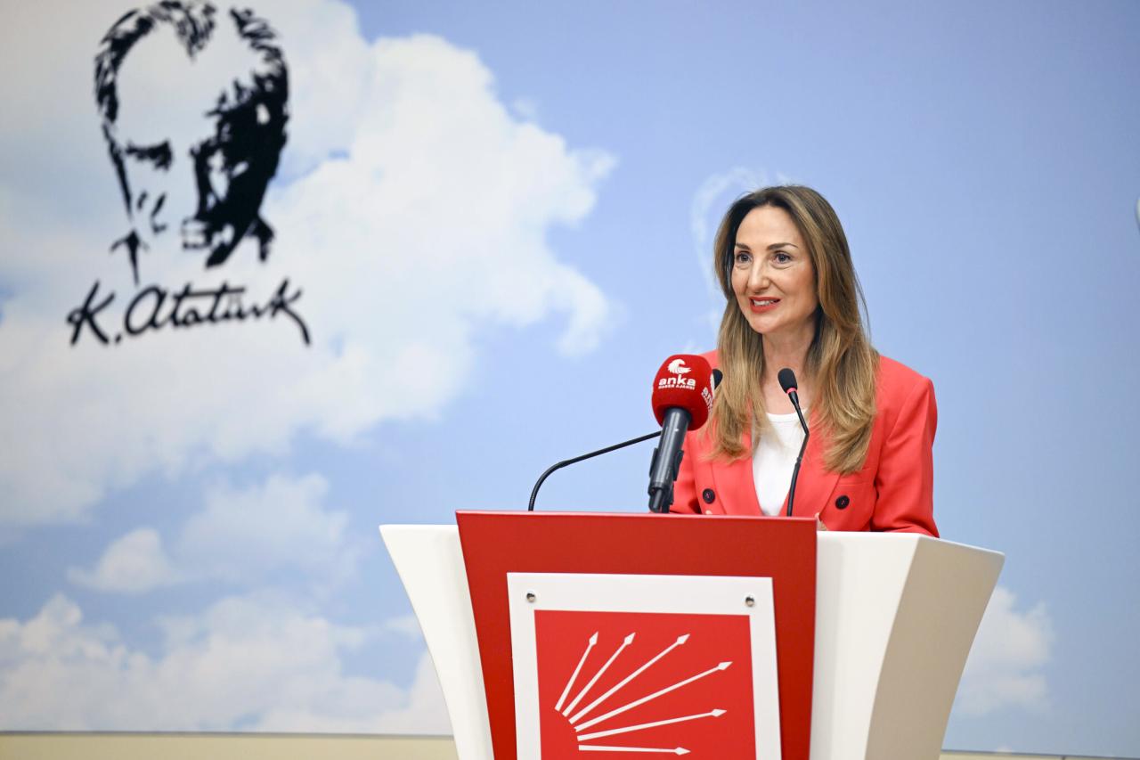 Aylin Nazlıaka’dan Yeni Proje: Pazar Yeri Yangın Yeri