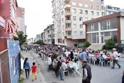 Ramazan coşkusu Maltepe’nin sokaklarında yaşanıyor  