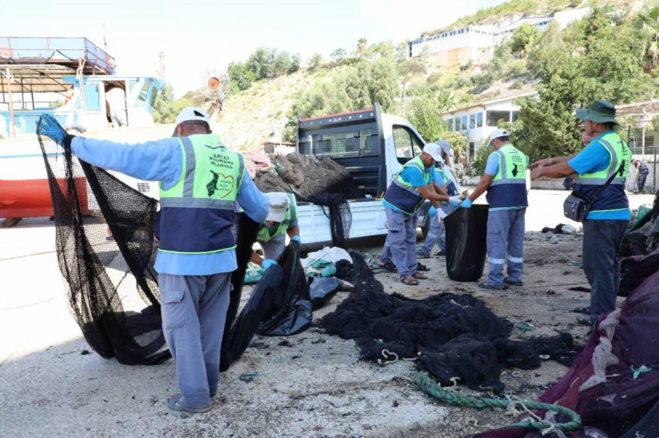 HATAY SAHİLLERİ, HBB TARAFINDAN TEMİZLENİYOR