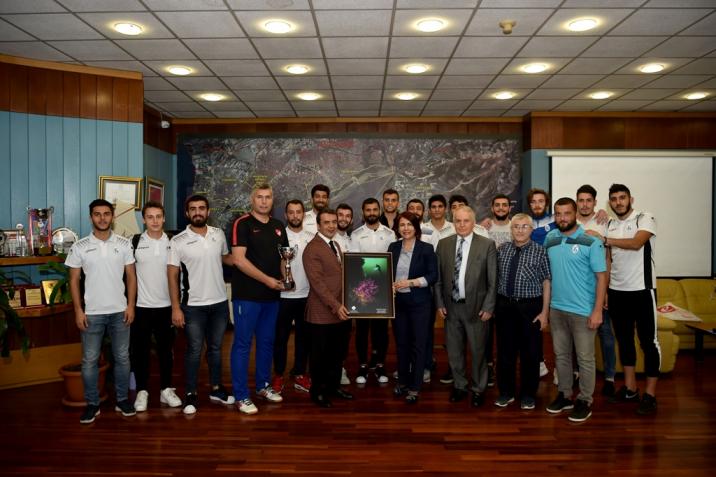 Avcılar’da Gençler Sporla Yükselecek