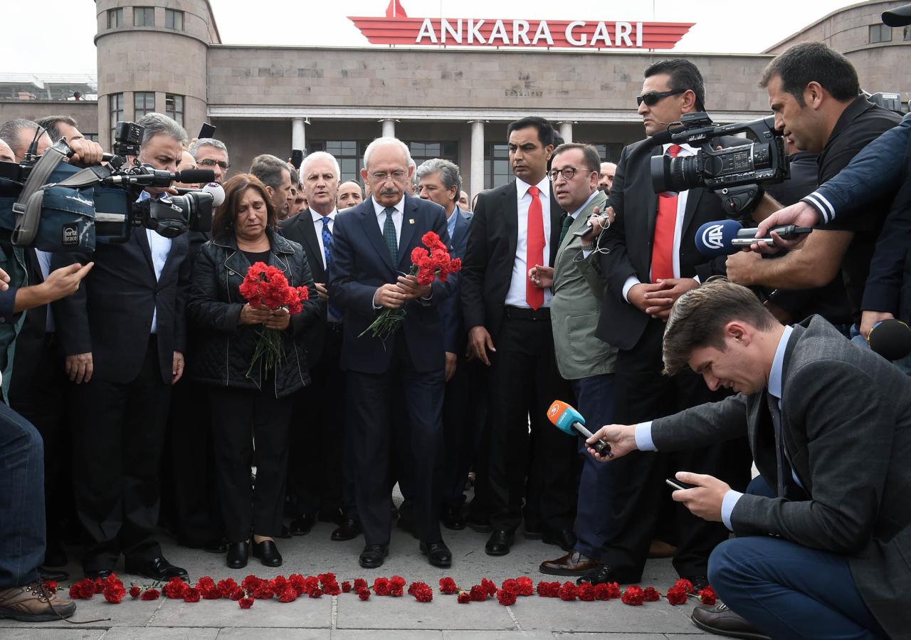 CHP Lideri Kılıçdaroğlu: “10 Ekim Ankara Katliamı’nda Yitirdiğimiz Yurttaşlarımızı Hüzün Ve Rahmetle Anıyorum”