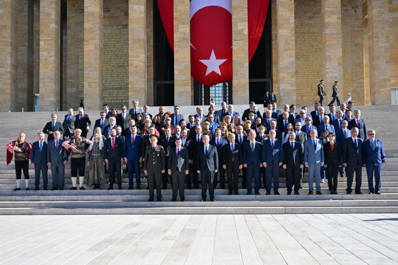 ANKARA’NIN BAŞKENT OLUŞUNUN YÜZÜNCÜ YILI ÇEŞİTLİ ETKİNLİKLERLE KUTLANDI