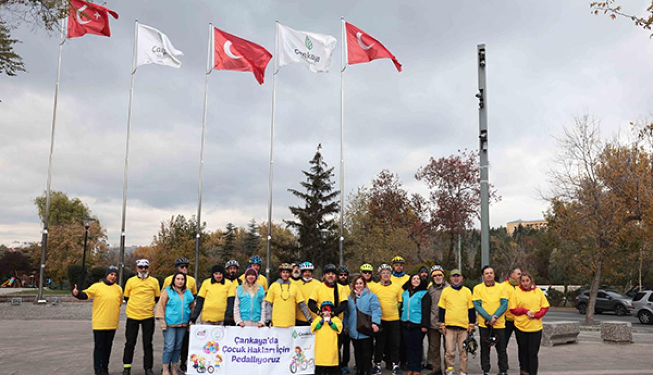 Çankaya'da Çocuk Hakları İçin Pedalladılar