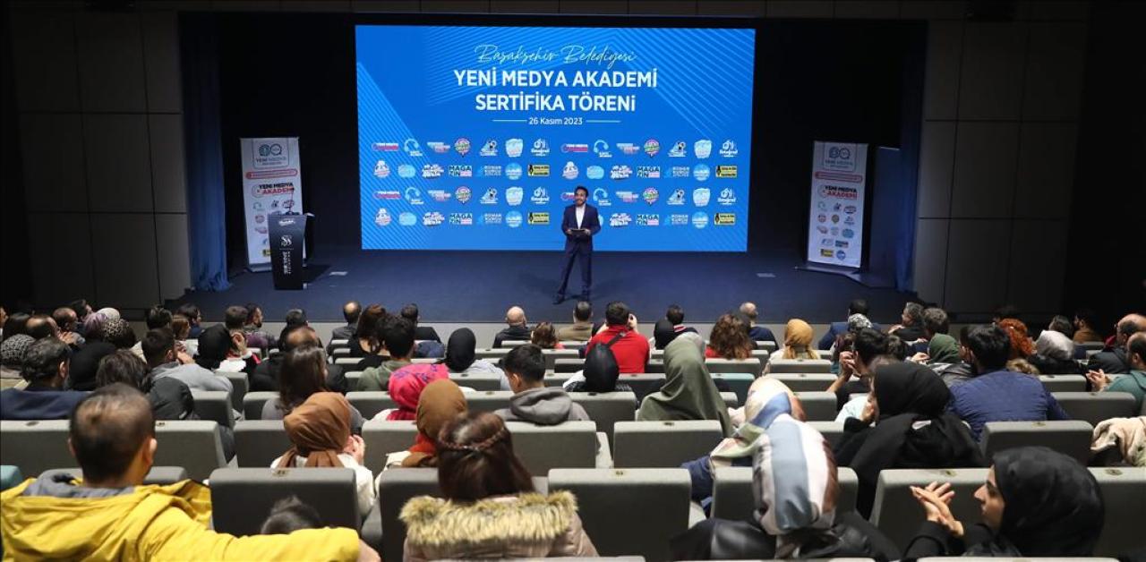 BAŞAKŞEHİR YENİ MEDYA AKADEMİ GENÇLERİN EĞİTİM ÜSSÜ OLDU