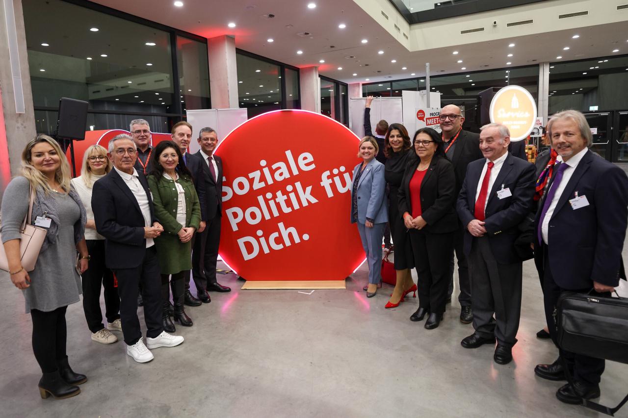 CHP Genel Başkanı Özgür Özel, Berlin’de SPD Milletvekilleri ile Bir Araya Geldi