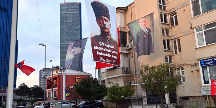 BEŞİKTAŞ’TA SUUDİ ARABİSTAN BAŞKONSOLOSLUĞU’NUN OLDUĞU SOKAK ATATÜRK, FAHREDDİN PAŞA GÖRSELLERİ VE TÜRK BAYRAKLARIYLA DONATILDI