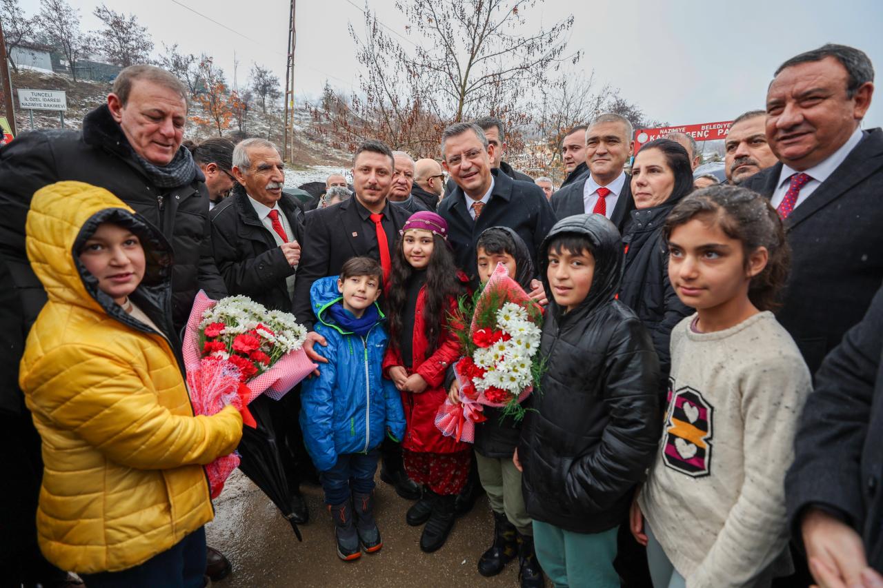 Cumhuriyet Halk Partisi Genel Başkanı Özgür Özel Tunceli'de...