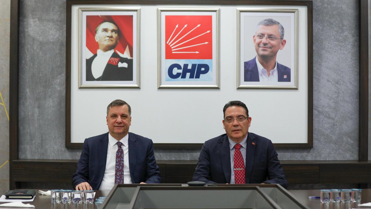 Yankı Bağcıoğlu, TBMM Milli Savunma Komisyonu’nun CHP’li üyeleri ile Bir Araya Geldi