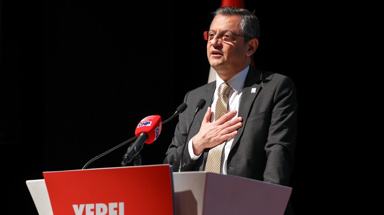 CHP Lideri Özgür Özel, Yerel Yönetim Çalıştayına Katıldı: “Türkiye İttifakı Şehrini Seven İnsanlardan Oluşuyor”