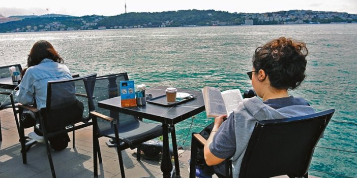 BELTAŞ KİTAP KAFE BOĞAZ’IN EŞSİZ GÜZELLİĞİYLE ZİYARETÇİLERİNİ AĞIRLAMAYA DEVAM EDİYOR