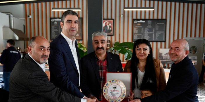 Başkan Gökhan Yüksel Kartal Gümüşhane Dernekleri Üyeleriyle Bir Araya Geldi