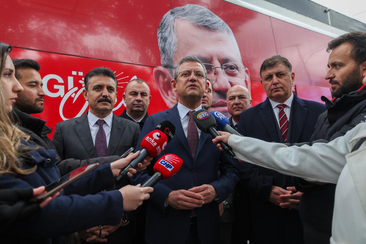 Cumhuriyet Halk Partisi Genel Başkanı Özgür Özel, Soruları Yanıtladı: “Yapay Zekayı Dışlayan Bir Anlayış Olmaz”