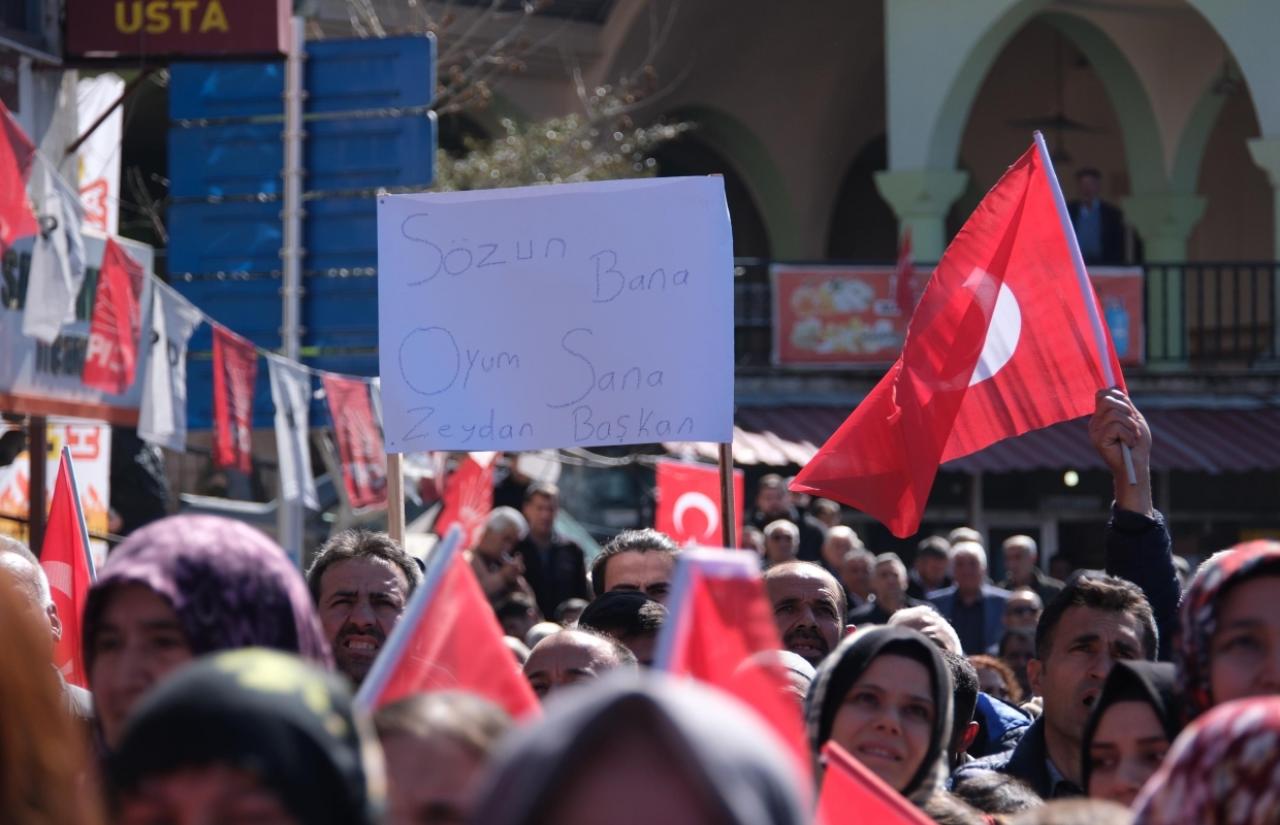 Enerjisini Ve Çalışma Azmini Hemşehrilerinden Alan Zeydan Karalar, Aladağ’da Köy Köy Ziyaretlerde Bulundu.