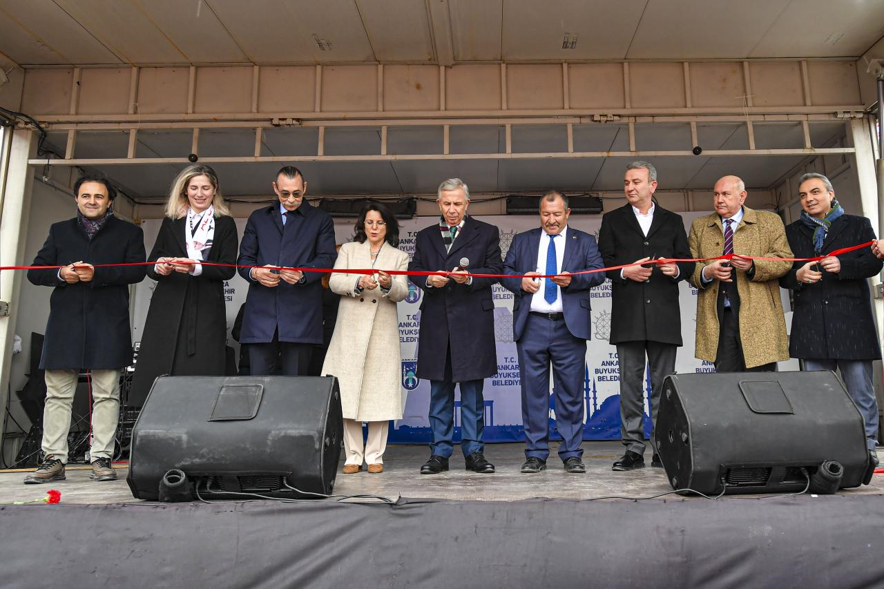 BÖLGE SAKİNLERİ İSTEMİŞTİ: YAPRACIK AİLE YAŞAM MERKEZİ KAPILARINI AÇTI