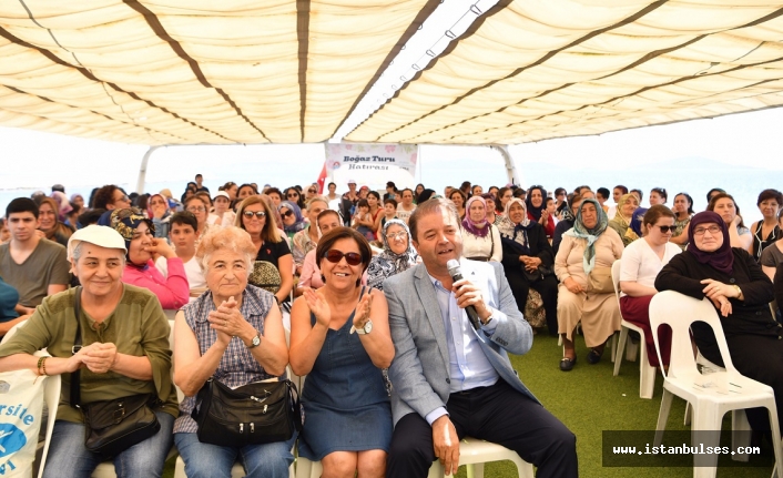 Maltepeli kadınların Boğaz keyfi sürüyor 