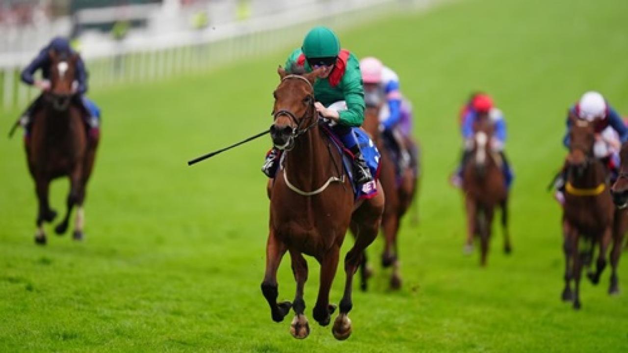 G1 Epsom Oaks’ta kazanan Ezeliya oldu