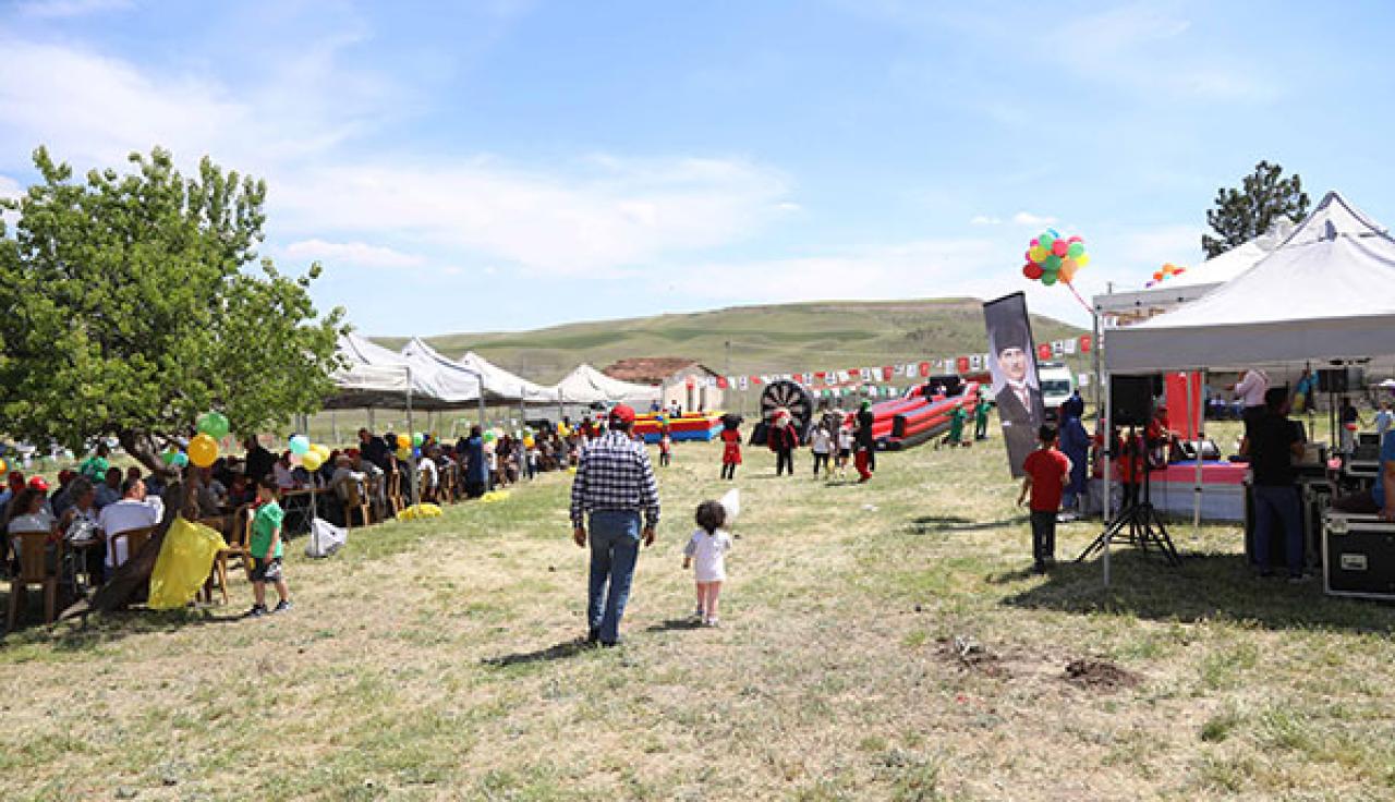 Çavuşlu Köyü'nde Renkli Karne Şenliği