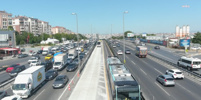 İSTANBUL'DA METROBÜS YOLUNDA 90 GÜN YENİLEME ÇALIŞMASI YAPILACAK