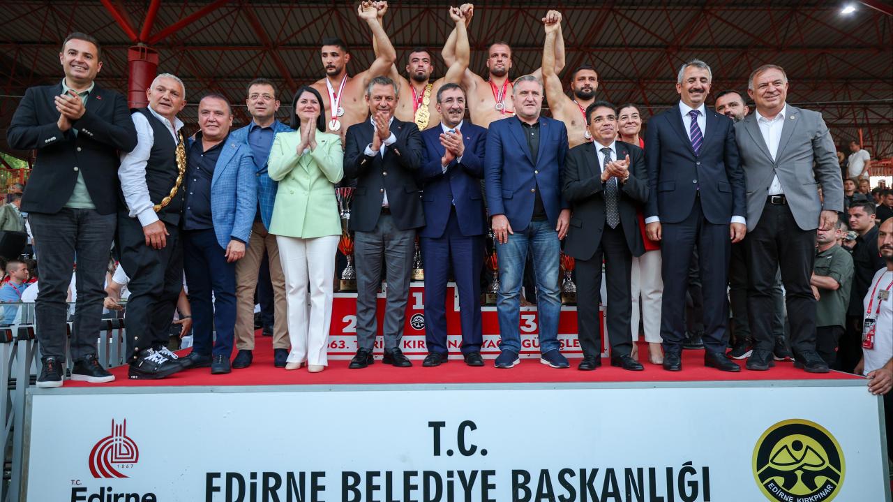 Cumhuriyet Halk Partisi Genel Başkanı Özgür Özel, Edirne'de 663’üncü Kırkpınar Yağlı Güreşleri Festivaline Katıldı