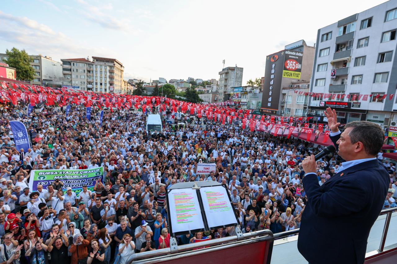 Cumhuriyet Halk Partisi Lideri Özgür Özel: “Tayyip Bey Gariban, Köylü Sevmiyor; Zengin Seviyor”