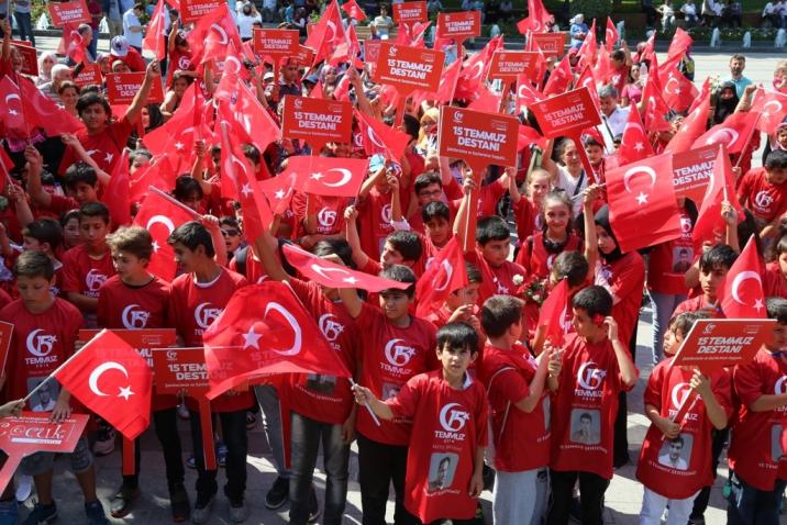 İBB ÇOCUK MECLİSİ'NDEN 15 TEMMUZ PROGRAMI