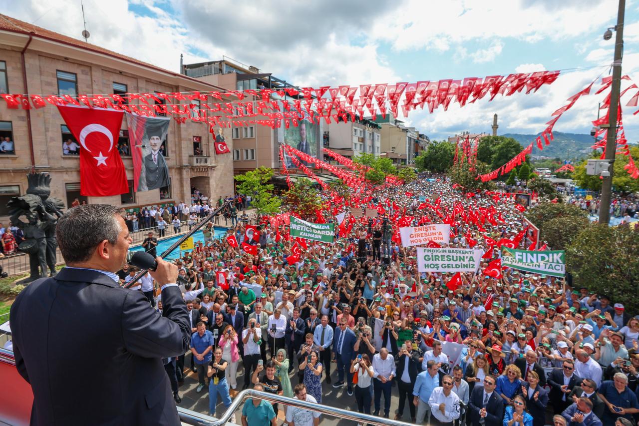 CHP Lideri Özel, Açıklanan Fındık Fiyatını Değerlendirdi: Karadeniz’e İhanet Fiyatıdır, Karadeniz’in Emeğine Nankörlüktür