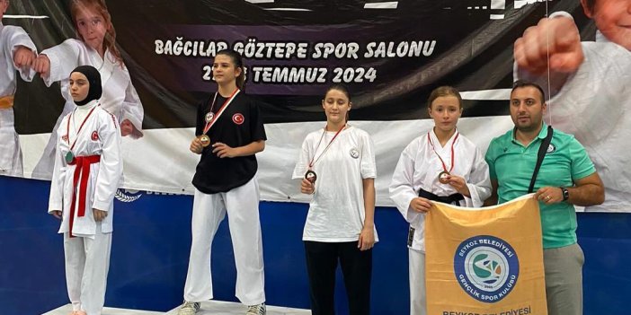 BEYKOZ BELEDİYESİ SPOR KULÜBÜ KARATE TAKIMI'NDAN BÜYÜK BAŞARI