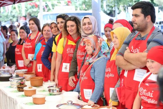 EN GÜZEL YOĞURT İÇİN YARIŞTILAR