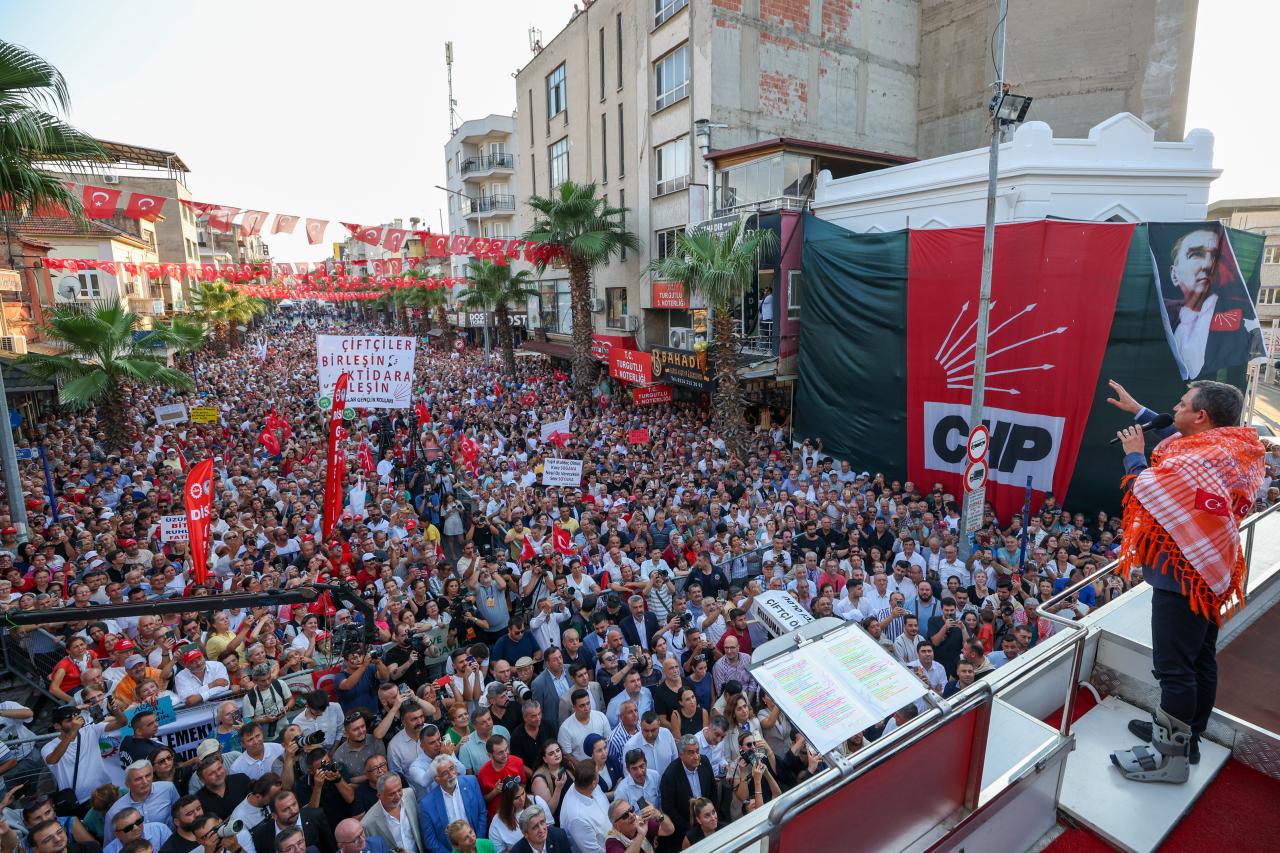 CHP Genel Başkanı Özgür Özel: “Ne Yaparsa Yapsın Sizin Sorunlarınızı Dile Getirmeye Sadık Kalacağım”