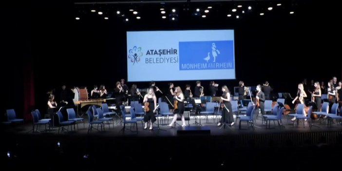 DÜNYA BARIŞI İÇİN İKİ ÜLKE ORKESTRASINDAN ORTAK KONSER