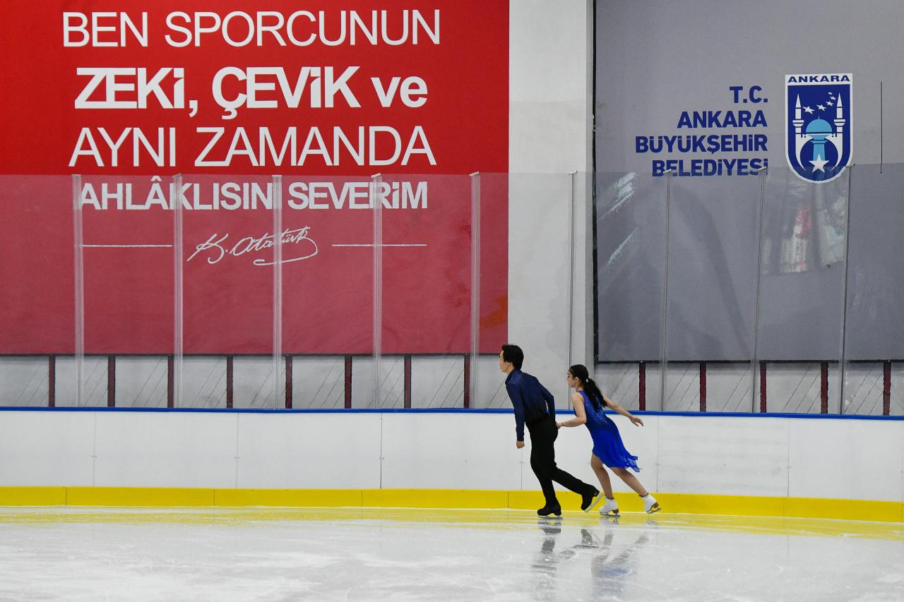 BELPA BUZ PATENİ TESİSİ JUNIOR GRAND PRIX ANKARA’NIN ANTRENMANLARINA EV SAHİPLİĞİ YAPTI