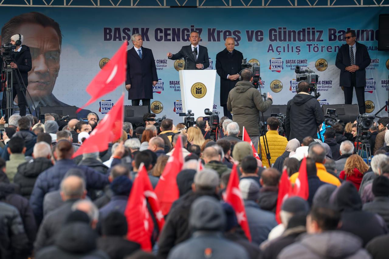 Cumhuriyet Halk Partisi Genel Başkanı Özgür Özel: “Türkiye’nin Suriye Politikası 13 Yılda Büyük Kayıplara Sebebiyet Vermiştir”