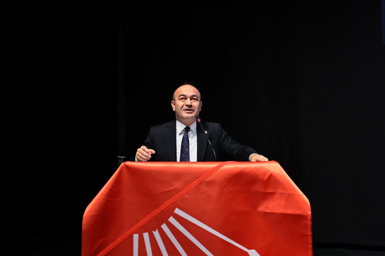 Özgür Karabat: 