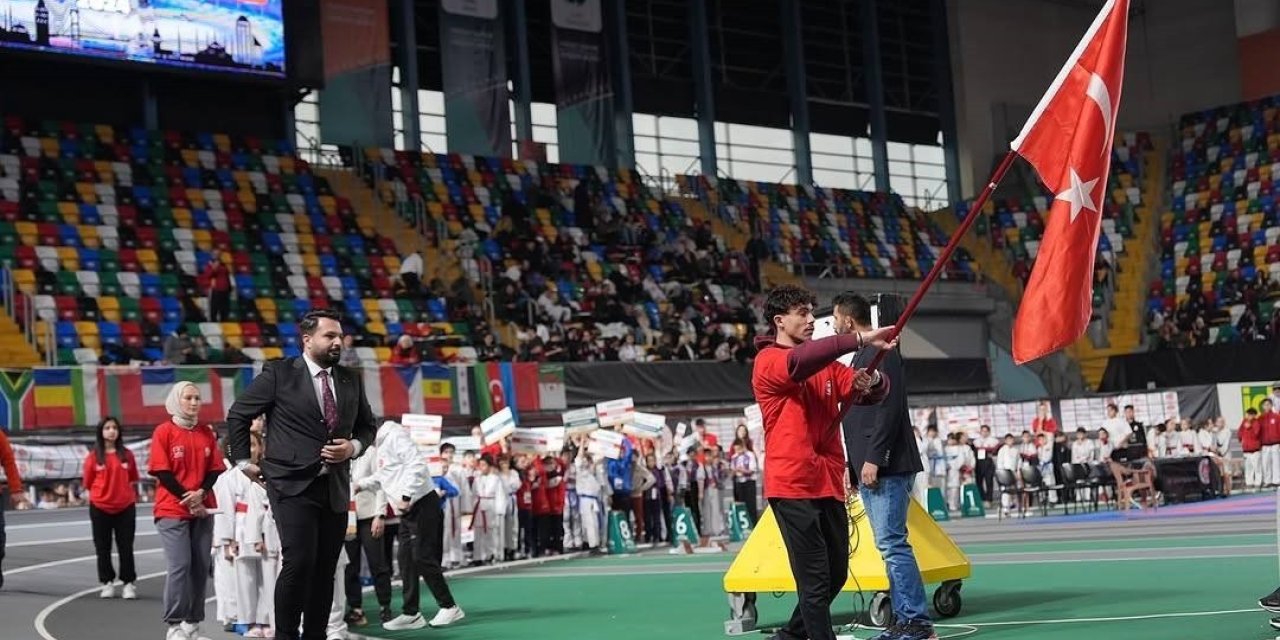 34. BOĞAZİÇİ KARATE ŞAMPİYONASI’NDA 4 BİN 500 SPORCU İSTANBUL’DA BULUŞTU