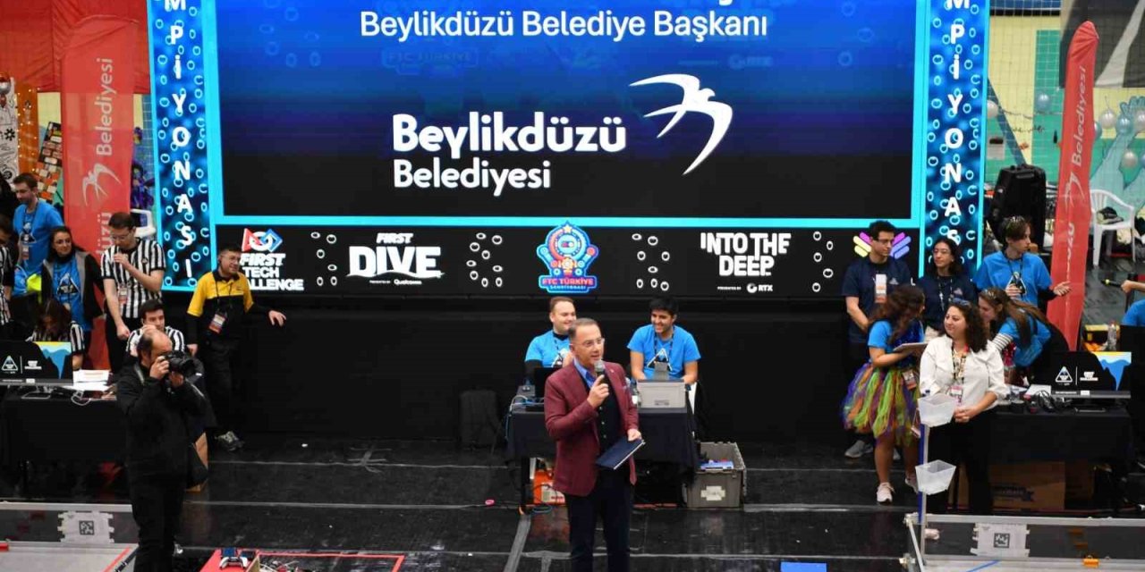 BEYLİKDÜZÜ’NDE ‘FİRST TEAM CHALLENGE’IN İLK TÜRKİYE ŞAMPİYONASI YAPILDI