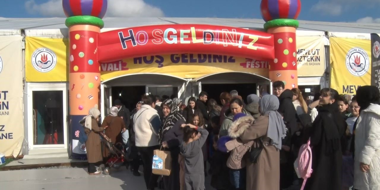 KAĞITHANE BELEDİYESİ’NDEN ÇOCUKLARA KARNE HEDİYESİ: ÇOCUK FESTİVALİ