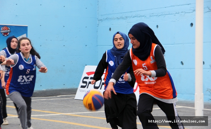 Basketbol Heyecanı Sokakta