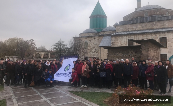 Bakırköy'lüler Mevlana'yı Ziyaret Etti