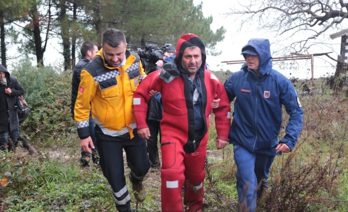 Şile’de karaya oturan gemiden 11 mürettebat kurtarıldı