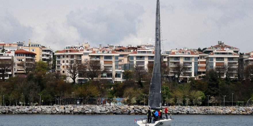 Kadıköy’de yelkenler bu kez hayat için açıldı