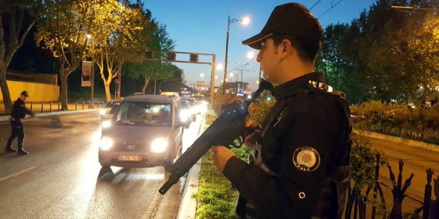 İstanbul’da helikopter destekli ’Yeditepe Huzur’ Uygulaması